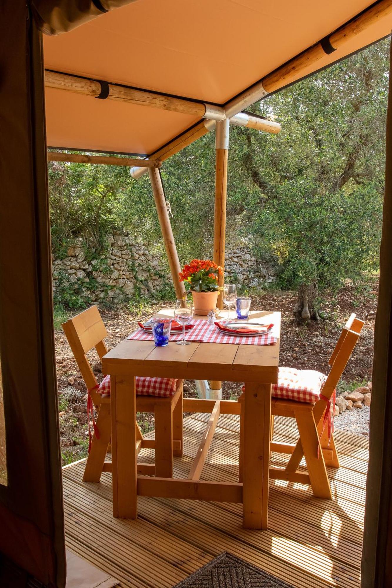 Domus Olea Glamping Ξενοδοχείο Ceglie Messapica Εξωτερικό φωτογραφία