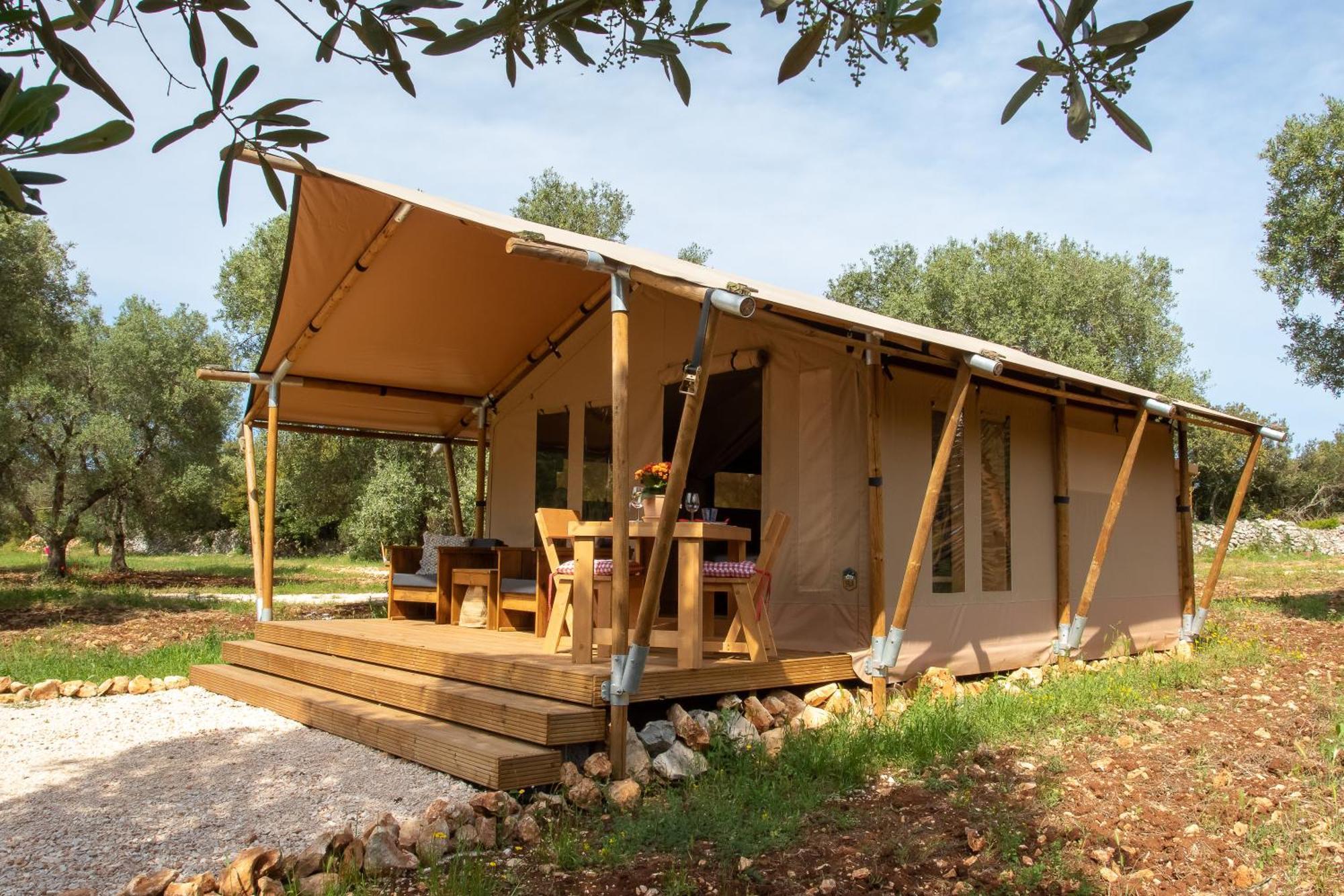 Domus Olea Glamping Ξενοδοχείο Ceglie Messapica Εξωτερικό φωτογραφία