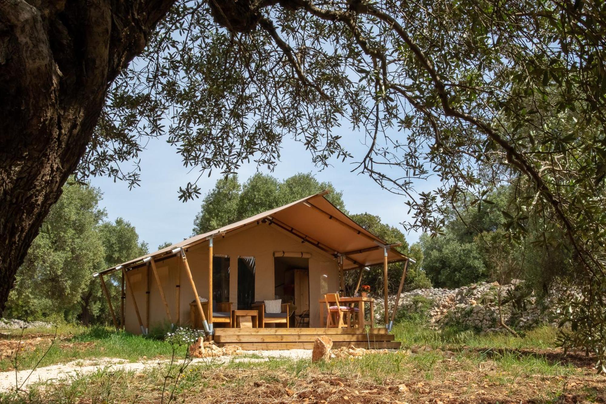 Domus Olea Glamping Ξενοδοχείο Ceglie Messapica Εξωτερικό φωτογραφία